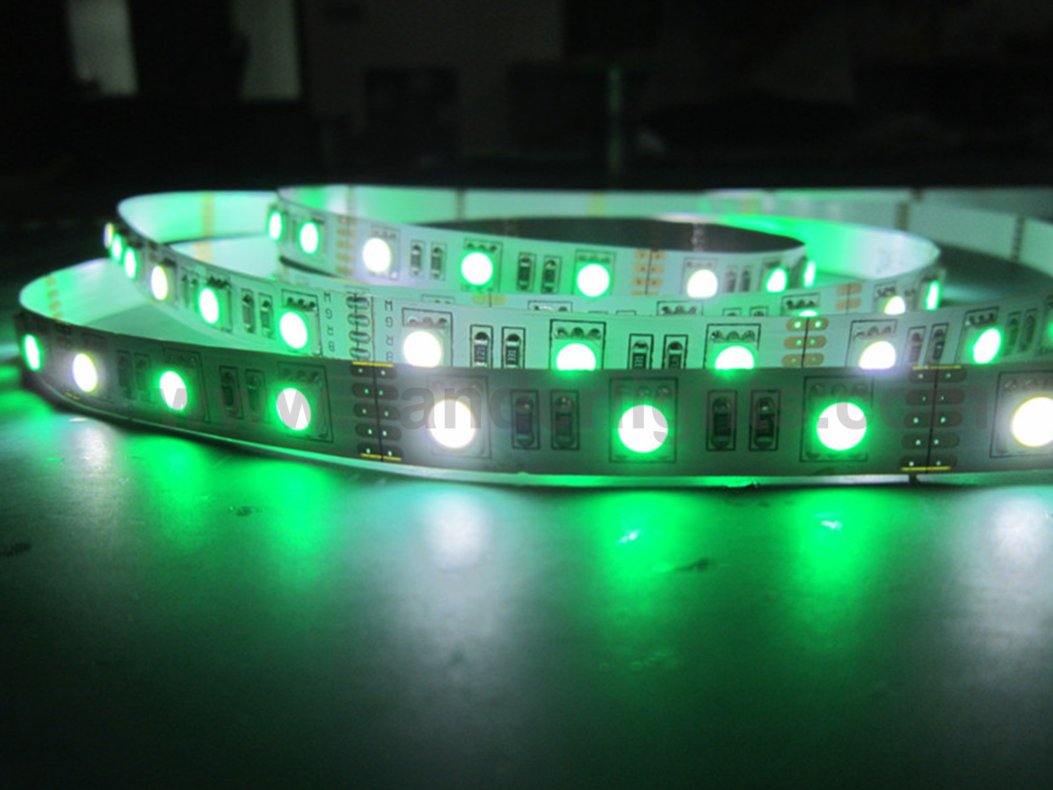 SMD5050-60leds 14.4W/M  RGB+WW  IP20 LED flexible strip light